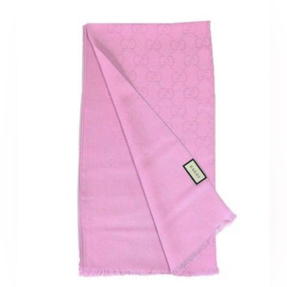 New With Tags Gucci GG Guccissima Pink Wool/Silk 55”X55” Fringe Scarf $495.00